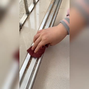 Window Groove Cleaning Brush Gap Dust Cleaner | Soft Bristle Dust Remover Tool | Home Window Track Cleaning Brush 窗户槽清洁刷除尘神器 | 窗台缝隙刷软毛清洁 | 家用打扫灰尘清理工具