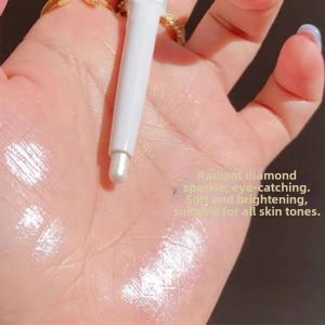 Waterproof Shiny Highlighting Pen Two-In-One Brightening Pearl Eyeliner Waterproof Sweatproof Sparkling Wet Look Caterpillar Pen