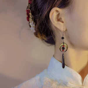 New Chinese Style Niche Style Cheongsam Han Dynasty Crescent Tassel Earrings Accessible Luxury Classy Earrings National Style Horse-Face Skirt Earring Accessories