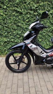 STRIPING STICKER LIS LES POLET honda supra x 125 r 2011 2012 hitam full list body standar berkualitas terbaik Mahkota Stiker