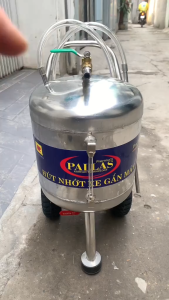 Bình hút nhớt 10l inox 304 dùng cho ô tô và xe máy