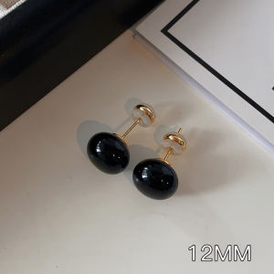 Flat Black Pearl Earrings Elegant Fashionable Design Lightweight Luxury French Style Pearl Studs for Women Geometric Shape