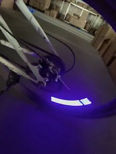 Bộ 2 Đèn LED neon đa màu gắn bánh xe đạp/ xe máy Đi xe đạp vào ban đêm là an toàn và đẹp