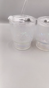 Clear plastic cups with lids and straws STRAIGHT AND ROUND DESIGN