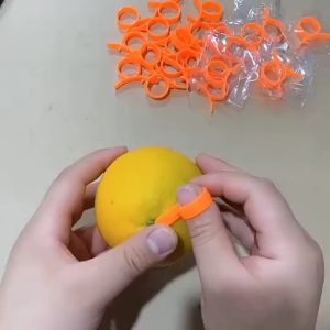 [Bento Accessories] Orange Peeling Opener Ingenious Peeler Portable Peeling Tool Orange Skin Remover 剥橙器 Pengupas Oren-KW41