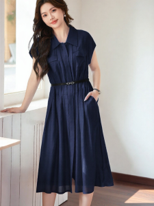 Slimming Age Reducing Dress for Plus Size Women