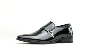 รองเท้าทางการผู้ชายแบบสวม สีพื้น สไตล์ธุรกิจ ใส่สบาย กันลื่น ทนทาน เหมาะสำหรับลำลอง