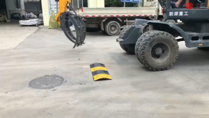 【COD】ยางชะลอความเร็ว (แท้）แผ่นยางชะลอความเร็ว ยางลูกระนาดยางชะลอความเร็ว แผ่นยางฉะลอความเร็ว ยางลูกระนาด ยางชะลอความเร็ว แผ่นยางชะลอความเร็ว ยางลูกระนาด ลูกระนาด ยางชะลอ พร้อมพุ๊กยึด ยาง