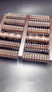 Bàn Gỗ Lăn Chân Gỗ Mun Giảm Mệt Mỏi Căng Thẳng