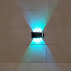 SLI โคมไฟติดผนัง LED พลังงานแสงอาทิตย์กลางแจ้งโคมไฟตกแต่งบรรยากาศโคมไฟติดผนังเจ็ดสี RGB พลังงานแสงอาทิตย์