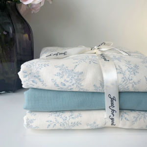 Baby-friendly All-cotton Two-layer Gauze Bedding Set