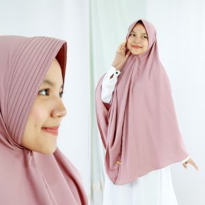 Khimar Sava Segitiga Pad Woolpeach M/L/XL By Yufina