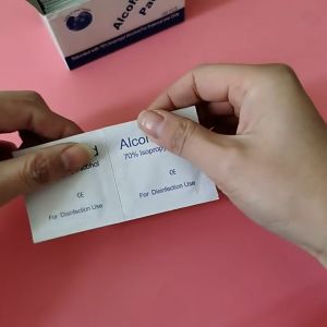 Hộp 100 Khăn Bông Alcohol Lau Móng Tay & Mắt Kính - 100style