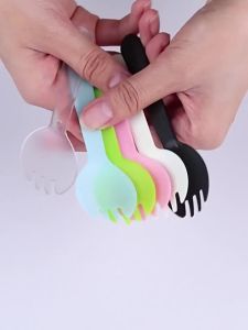 ช้อนพลาสติก ปลายส้อม ใช้แล้วทิ้ง 1 ซอง แพ็ค100 ชิ้น ใส่ถุงแยกทุกชิ้น สำหรับอาหาร ขนม เค้ก