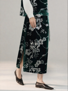 Silk Velvet Printed Loose Fitting Aesthetic Straight Skirt