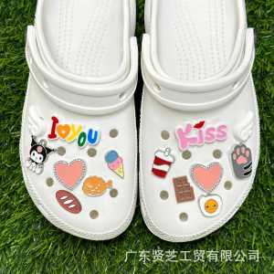 Crocs Jibbitz 14ชิ้นเสน่ห์การ์ตูน Kuromi หัวเข็มขัดดอกไม้แบบบูรณาการรองเท้าที่ถอดออกได้สำหรับ Crocs