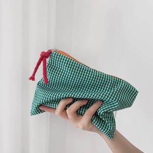 New Ins Simple Contrast Color Checkered Large Capacity Travel Cosmetic Bag Womens Toiletry Storage Bag Handbag Style Organizer