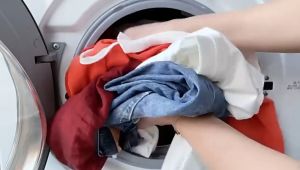 24Pcs Proof Mixed Machine Washing Savers Collector Papers Clearance for Color Trapping Paper Clothes Dyeing Absorption Dark Grabber