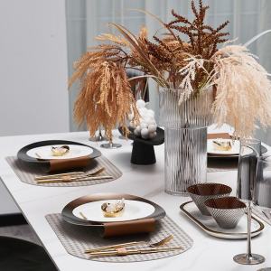 ชุดจานรับประทานอาหารสไตล์นอร์ดิก นุ่ม ตกแต่งการตั้งค่าตารางห้องอาหารเย็น < Ne1> จานพอร์ซเลนตกแต่งบ้านหรูหรา