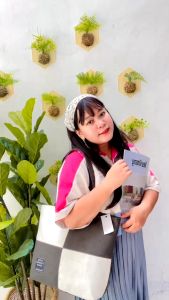 (BISA COD) Tas Tote Kanvas Crem Putih Karakter Totebag Kata Motivasi Tas Bahu Gambar Lucu