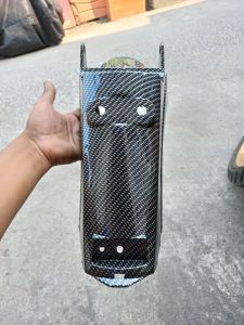 spakbor belakang gren karbon