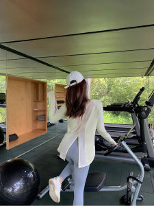 เสื้อออกกำลังกายโยคะสำหรับผู้หญิง แขนยาว ระบายอากาศได้ดี แห้งเร็ว หลวม หลังเปิด ชุดออกกำลังกายสำหรับวิ่งและฝึกซ้อม