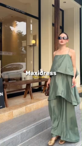 เดรสสายเดี่ยวกระโปรงยาว ผ้าพรีเมี่ยมเนื้อเงาเบา รายละเอียดสินค้า: ผ้าพรีเมี่ยมเนื้อเงาเบา: ให้ความรู้สึกเบาสบาย ใส่แล้วพองพริ้วสวย สายเดี่ยวทรงหลวม: ช่วยให้ลุคดูสบายและมีมิติ ดีเทลเลเยอร์เป็นชั้นๆ: เพิ่มมิติให้ลุค ดูหรูแบบ effortless เหมาะสำหรับ: ใส่