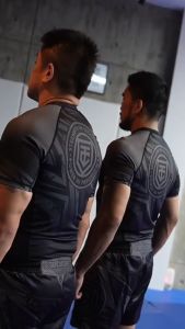 TC Comp Version 2 Short Sleeve Black Rash Guard