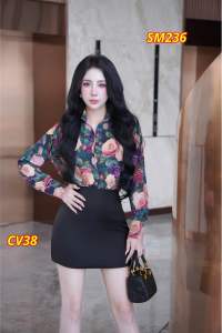 Áo sơ mi nữ Yenny hoạ tiết Hoa Đỏ Loang Nâu chất vải lụa trượt phôm suông rộng size đến 70kg