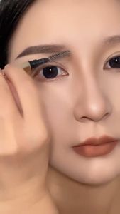 ดินสอเขียนคิ้วกันน้ำ 2 in 1 หัวเรียวเล็ก มีแปรงปัดคิ้วในตัว ติดทนนาน สีน้ำตาลเข้มธรรมชาติ