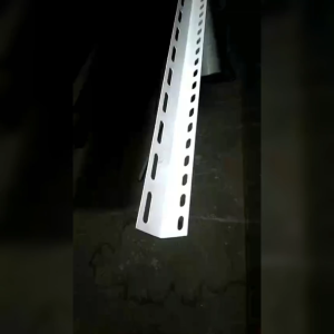 Besi Siku Lubang 3m Putih 1.6kg: Solusi Konstruksi & Perbaikan Rumah