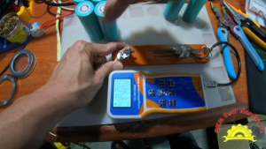 32700 BMS 12.8v Solar Light Rechargeable Battery Solar Camera DC12v Device LiFePO4 Battery Lithium iron phosphate 12ah