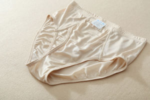 Quần Lót Lụa Tơ Tằm 100% Dâu Tằm Dành Cho Bé Trai Quần Đùi Tam Giác Quần Short Thoáng Khí Kháng Khuẩn Trẻ Em Lớn Nhỡ