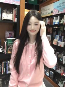 CHANGTONG | French Style Soft Pink Mock Two-piece Sweater
