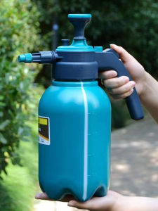 High Pressure Air Pump Sprayer Watering Can for Flowers Home Use Disease Prevention Spray Can Small Flower Watering Can
