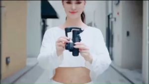 สินค้าใหม่ CYKE M02 AI มือถือ 3 แกนGimbal Stabilizerสําหรับโทรศัพท์Vlog Gimbal Anti-shake AlติดตามGesture Controlพร้อมรีโมทคอนโทรลที่ถอดออกได้ขาตั้งกล้องขนาดเล็กสูงสุด 280g Payloadเปลี่ยน