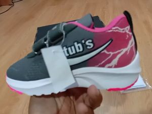 Sepatu Sekolah Anak Perempuan Sepatu Warna Hitam Murah Tali Perekat Rekat Kecil Tanggung Umur 2-5 Tahun PAUD TK SD SMP SMA Kelas 1 2 3 4 5 6 7 8 9 0-KIDZTUBS1753011924