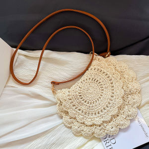 Casual Summer Womens Straw Woven Bag Large Capacity Beachside Handcrafted Crossbody Bag Simple Style Soft Handle Polyester Lining
