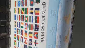 Decal Tranh BĐ VN (mới) Kết hợp BĐTG + Cờ các nước. Sẵn keo lột dán Kích thước lớn