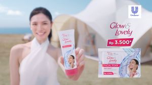 Glow & Lovely Facial Foam / Sabun Cuci Muka Glow & Lovely