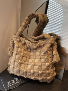 2024 New Arrival Checkered Cloud Bag South Korea Niche Style Puff Ruched Literary Shoulder Bag Fashion Elegant Commuter Womens Bag