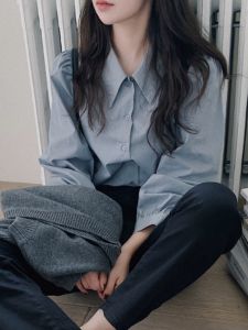 Spring 2024 Womens Loose Long Sleeve Shirt Vest Two-Piece Set Base Layer Top Vintage Design Versatile Fashionable Commute Style