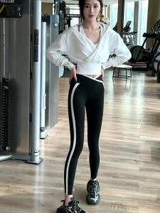 เสื้อคลุมโยคะแขนยาวสำหรับผู้หญิง ฤดูใบไม้ผลิและฤดูใบไม้ร่วง เสื้อออกกำลังกายแบบสั้น วิ่ง ปั่นจักรยาน ฟิตเนส ผ้าฝ้ายผสมโพลีเอสเตอร์