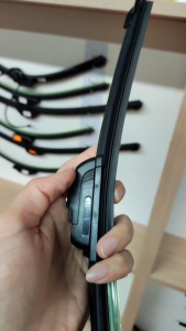 ใบปัดน้ำฝนรถยนต์  วัสดุยางเกรด Premium - Toyota Camry ทุกรุ่น Model ปี 2012 - ปัจจุบัน