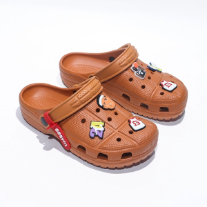 Sports Sandals for Men and Women Basketball Theme & Airy Holes Clogs Non-slip Outfit Slippers 35-45