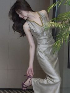 SHANGSHA | High-End Traditional Chinese Style Qipao Inspired Dress for Important Occasions