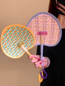 Handwoven Cute Portable Summer Dopaamine Fan Childrens Mini Fan Breathable Wheat Straw Material Wooden Frame Cartoon Style