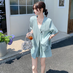 Elegant Thin Fashion Set Womens Summer Casual Slimming Short plus Size Two-Piece Suit Polyester Fiber round Neck Button Closure