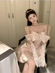 ชุดเดรสคอวีแขนกุดผ้าซาตินสีชมพูสำหรับผู้หญิง ชุดราตรีย้อนยุค ชุดปาร์ตี้ ชุดกระโปรงทรงเอ ชุดเดรสยาวปานกลาง ชุดเดรสยาวปานกลาง