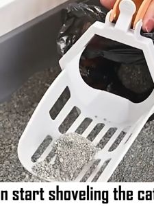 Cat Litter Scoop Litter Box Shovel with Plastic Bag Cat Cleaning Scoop Senduk Pasir Kucing 猫砂铲
